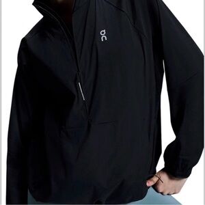 On Running Men's Black Windbreaker